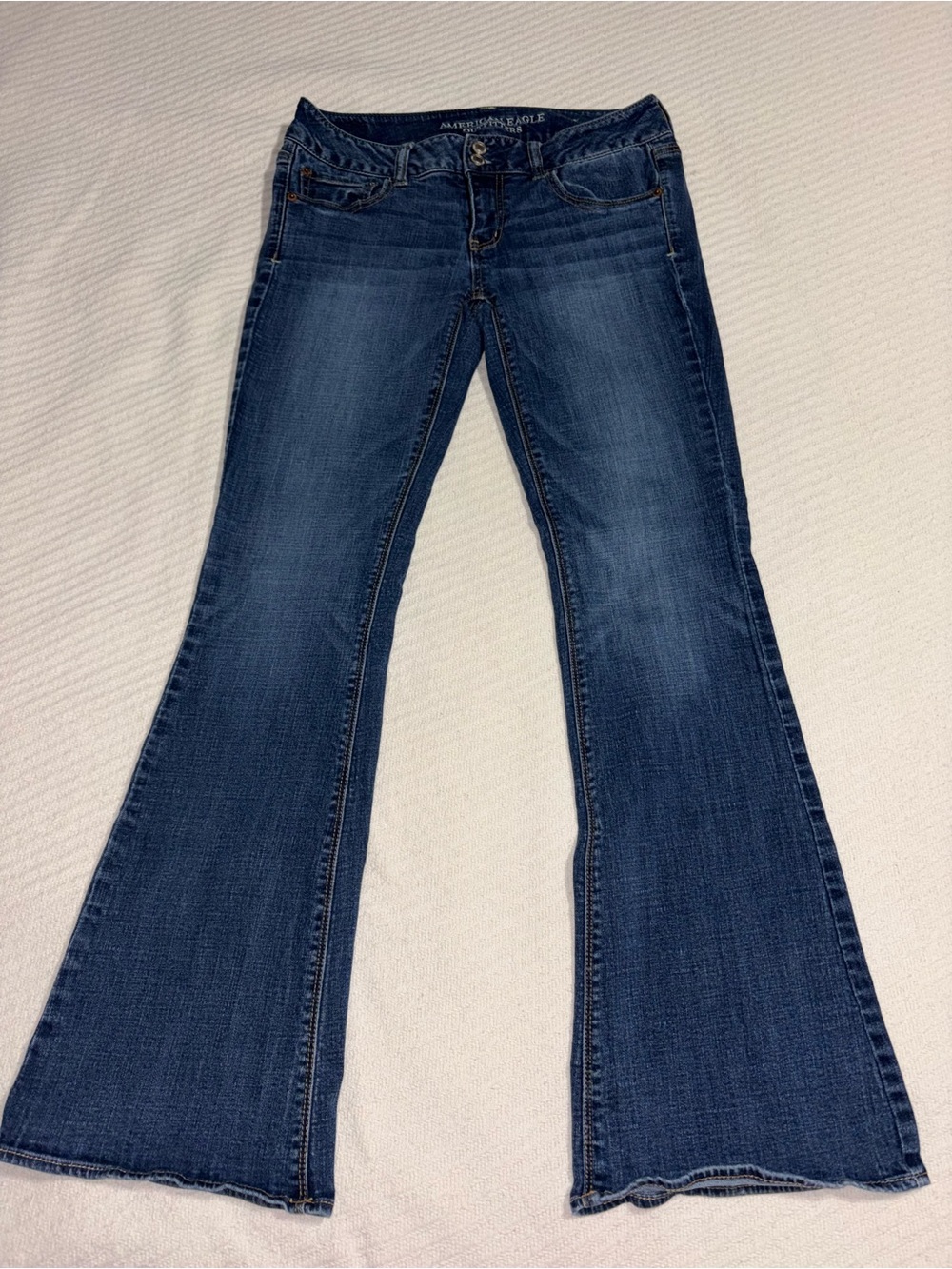 American Eagle Outfitters Dark Blue Super Stretch Artist Flare Leg Jeans Size 8 - Picture 2 of 8